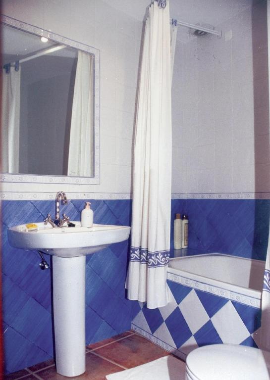 La Posada Real Priego De Cordoba Phòng bức ảnh