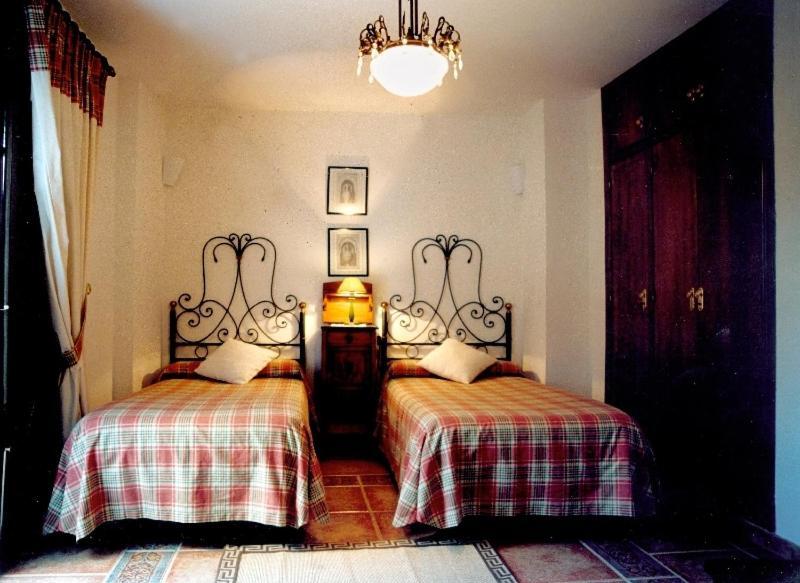La Posada Real Priego De Cordoba Phòng bức ảnh